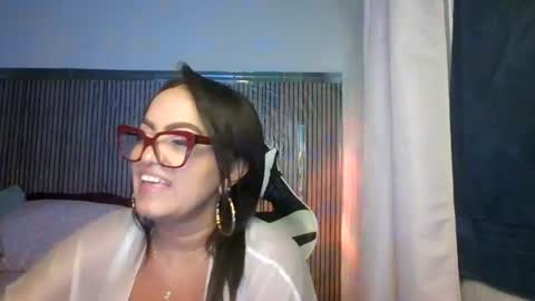 yameil online show from June 24, 9:36 pm