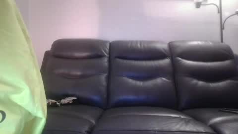 Snapshot of tacrunner66_ chatting on June 27, 1:50 pm tacrunner66_ online show from June 27, 1:50 pm