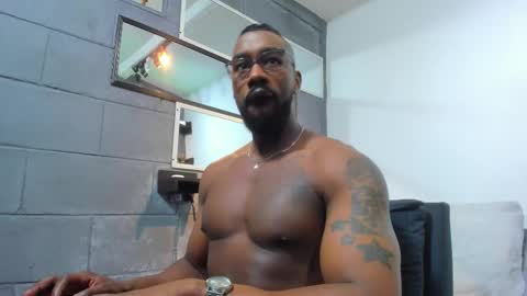 Tafari Zulu online show from November 3, 2:57 am