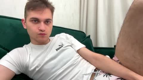 Alex online show from June 8, 2:56 am