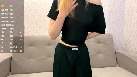 Tessa online show from April 9, 3:06 pm