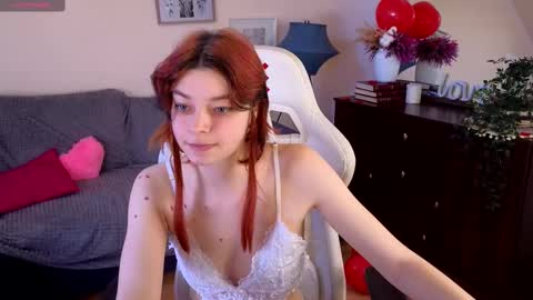 Lizzy online show from February 19, 6:11 am