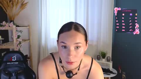 Lizzy online show from September 17, 10:17 am