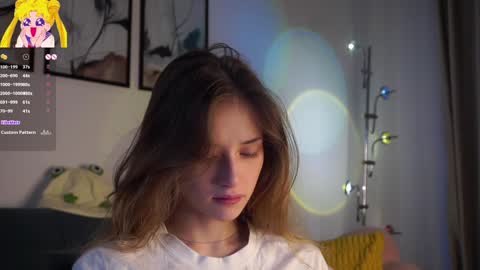 Snapshot of taitehambelton chatting on February 21, 1:28 am Mia online show from February 21, 1:28 am