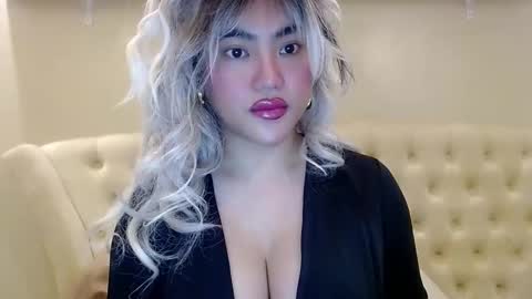 Snapshot of takemeinheaven1 chatting on February 6, 3:52 pm Lena online show from February 6, 3:52 pm