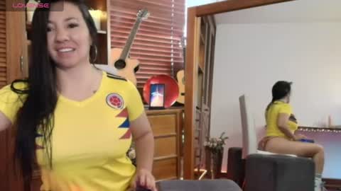 Talia peach online show from July 3, 1:50 pm