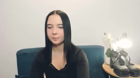 taliasensitive online show from March 25, 11:38 am