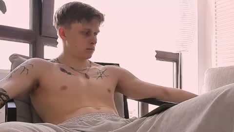 Colin online show from June 21, 11:46 am