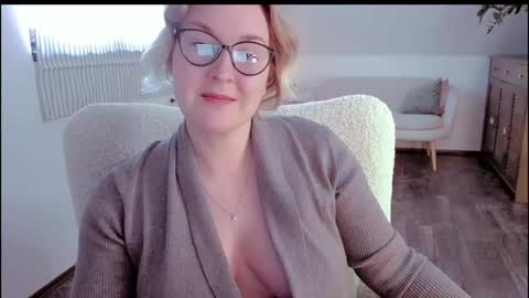 tallinnlove online show from May 14, 12:01 pm