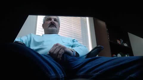 Snapshot of talltexxxan chatting on February 2, 8:29 pm talltexxxan online show from February 2, 8:29 pm