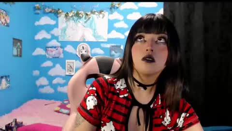 Alejandra Independent model online show from June 20, 9:34 am