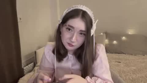 Lola online show from July 13, 11:57 am