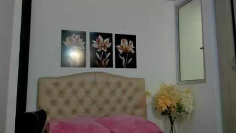 Hi im sara online show from July 20, 12:51 pm