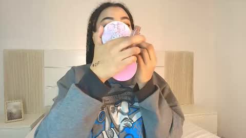 Snapshot of tamara_walter chatting on February 25, 3:21 pm Tamara online show from February 25, 3:21 pm