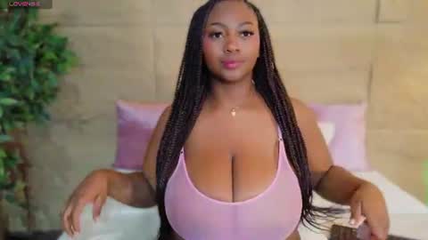 tamaramyller online show from August 6, 10:06 am