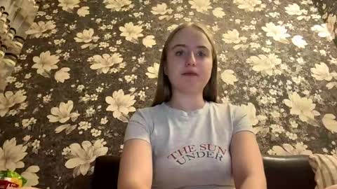 Karina online show from May 24, 6:02 pm