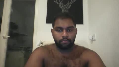 Snapshot of tamilpaiyan09 chatting on February 22, 9:02 pm tamilpaiyan09 online show from February 22, 9:02 pm