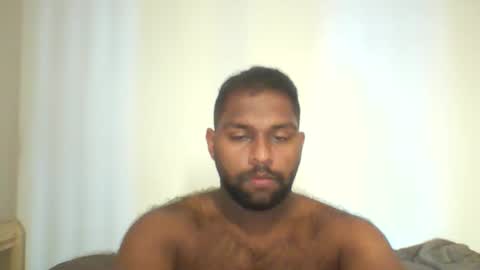 Snapshot of tamilpaiyan09 chatting on April 6, 7:20 am tamilpaiyan09 online show from April 6, 7:20 am