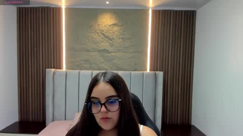 TANIA  online show from February 17, 3:36 am