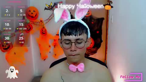Andres online show from October 31, 9:43 am
