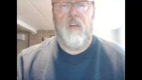 Snapshot of tank106 chatting on March 19, 4:44 pm tank106 online show from March 19, 4:44 pm