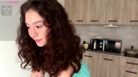 Snapshot of tannaschoeneck chatting on July 18, 2:32 pm Anna online show from July 18, 2:32 pm