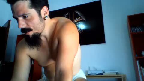 Snapshot of tantra_man_yogi chatting on July 15, 9:36 am Tantra Man Yogi online show from July 15, 9:36 am