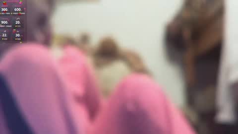 tanyaray_ online show from April 8, 3:06 am