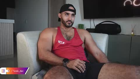 Snapshot of tarek_dan chatting on January 15, 2:10 pm Tarek online show from January 15, 2:10 pm