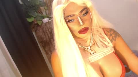tashaa online show from June 7, 2:43 pm
