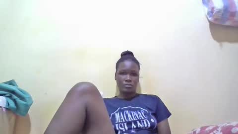 tashacute20 online show from April 18, 7:07 pm