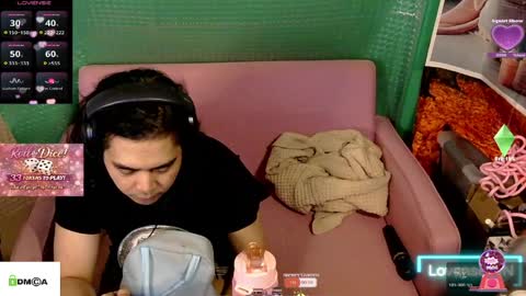 TashaKai online show from April 5, 9:45 pm