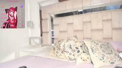 Tashi online show from June 20, 1:58 pm