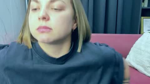 Snapshot of tataflower chatting on February 17, 8:37 pm Tata online show from February 17, 8:37 pm