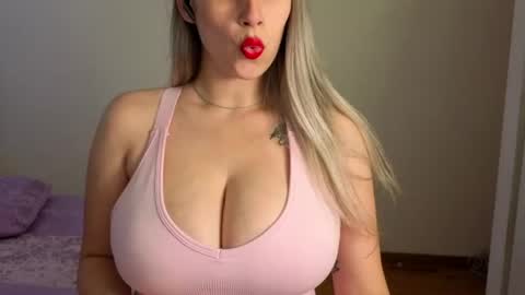 tateisblonde online show from July 4, 1:39 pm