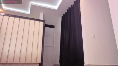 tatiana1004 online show from March 22, 2:04 am