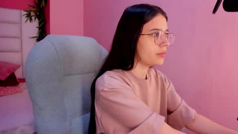 tatiana_arboleda online show from March 23, 2:04 am