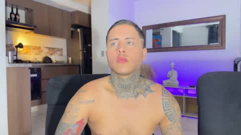 Jonathan  Juan online show from November 29, 2:47 am