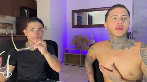 Jonathan  Juan online show from December 2, 11:11 pm
