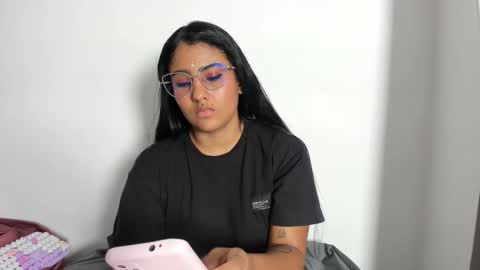 Snapshot of taty_gomez_ chatting on April 29, 4:05 am Tatiana Gomez online show from April 29, 4:05 am