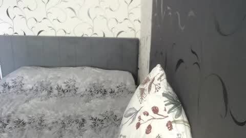 Snapshot of taxxxu chatting on June 12, 8:46 am Diana online show from June 12, 8:46 am