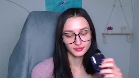 Taya online show from February 5, 6:51 am