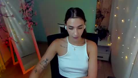 Tayla online show from July 1, 7:21 am