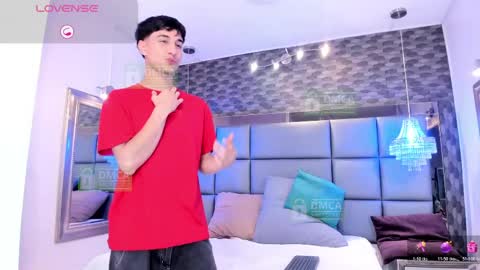 taylor_brooks_ online show from April 27, 8:07 pm