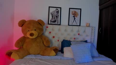 Taylor  online show from March 7, 8:00 am