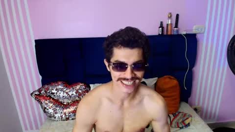 taylor stele online show from May 5, 2:03 pm