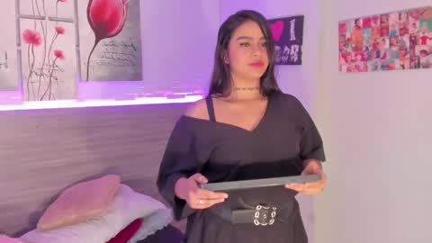 Taylor  online show from February 23, 12:24 pm