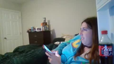Snapshot of taylorslay chatting on June 8, 1:28 am taylorslay online show from June 8, 1:28 am