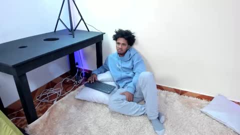 ask for cum online show from November 13, 9:36 pm