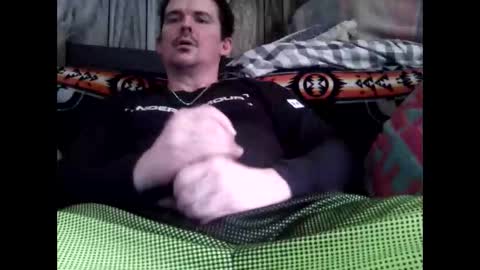 Snapshot of tbaxter95187 chatting on February 28, 10:33 pm tbaxter95187 online show from February 28, 10:33 pm